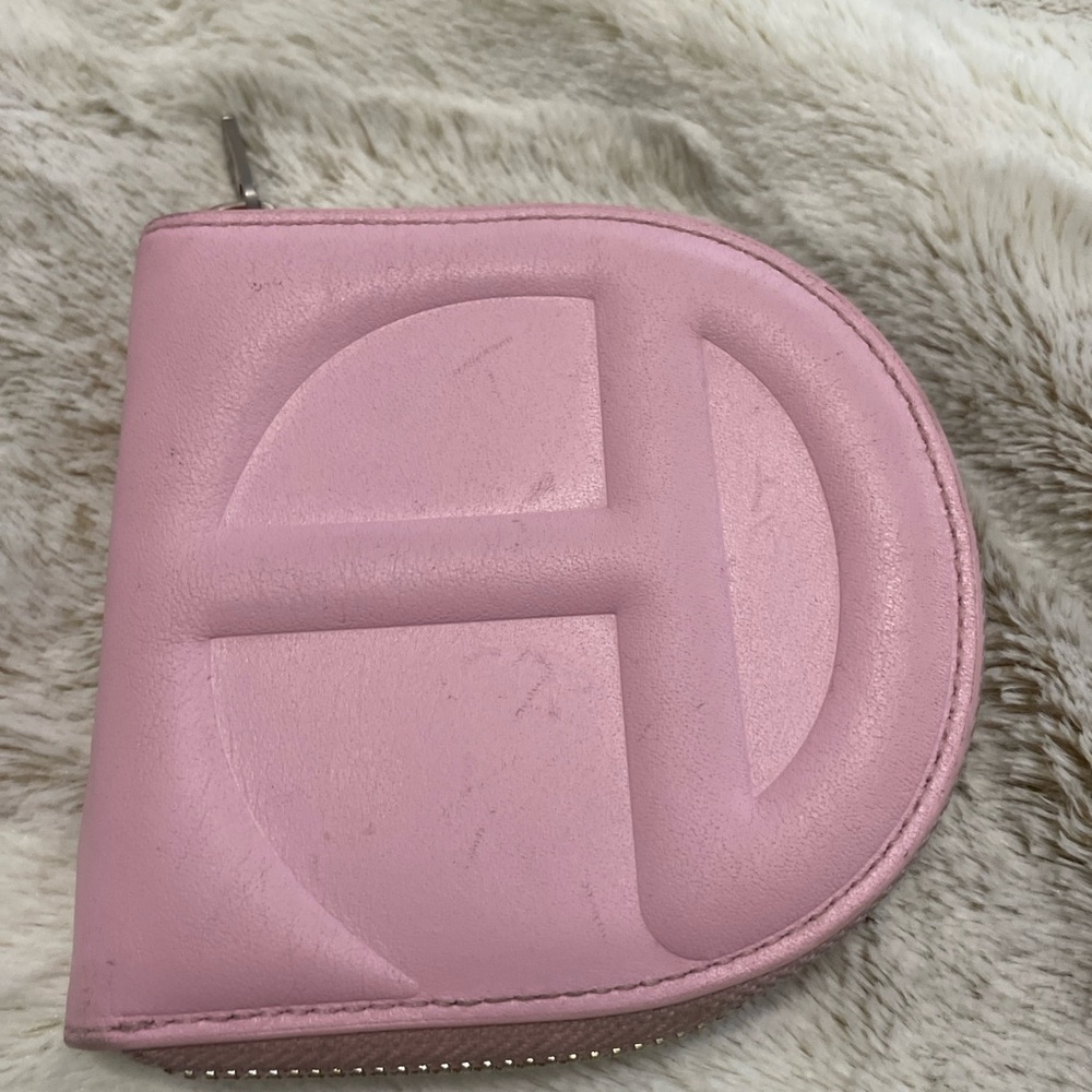 Telfar Wallet- Bubblegum Pink
